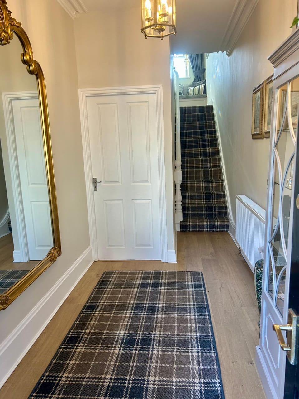 Willesden, Apartment 2, A beautifully furnished and spacious apartment located in the heart of Llandudno Apartment in Llandudno