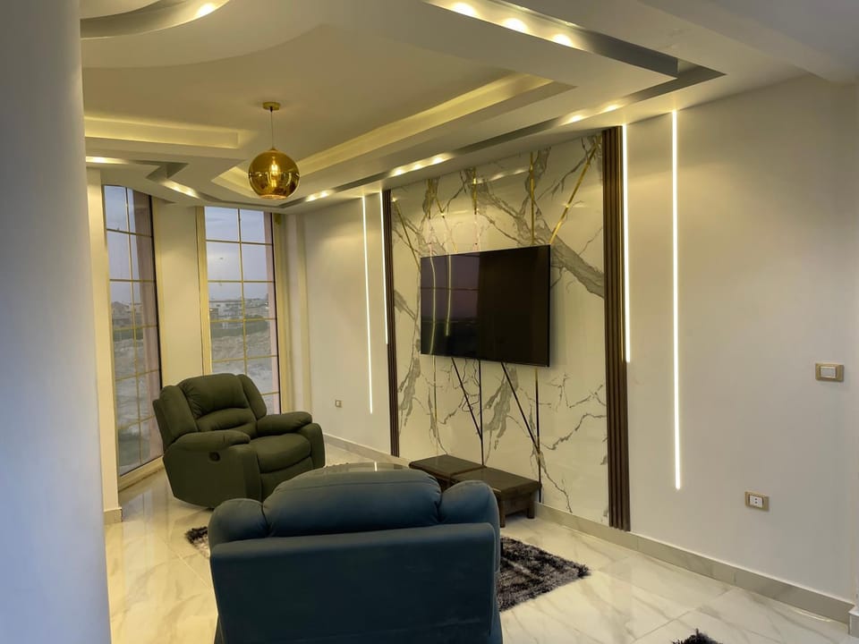Communal lounge/ TV room, TV and multimedia, Living room, Seating area