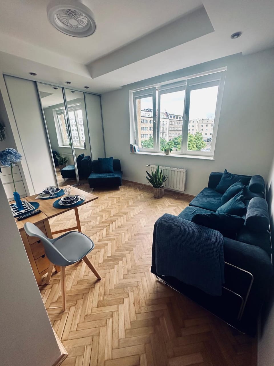 Seating area