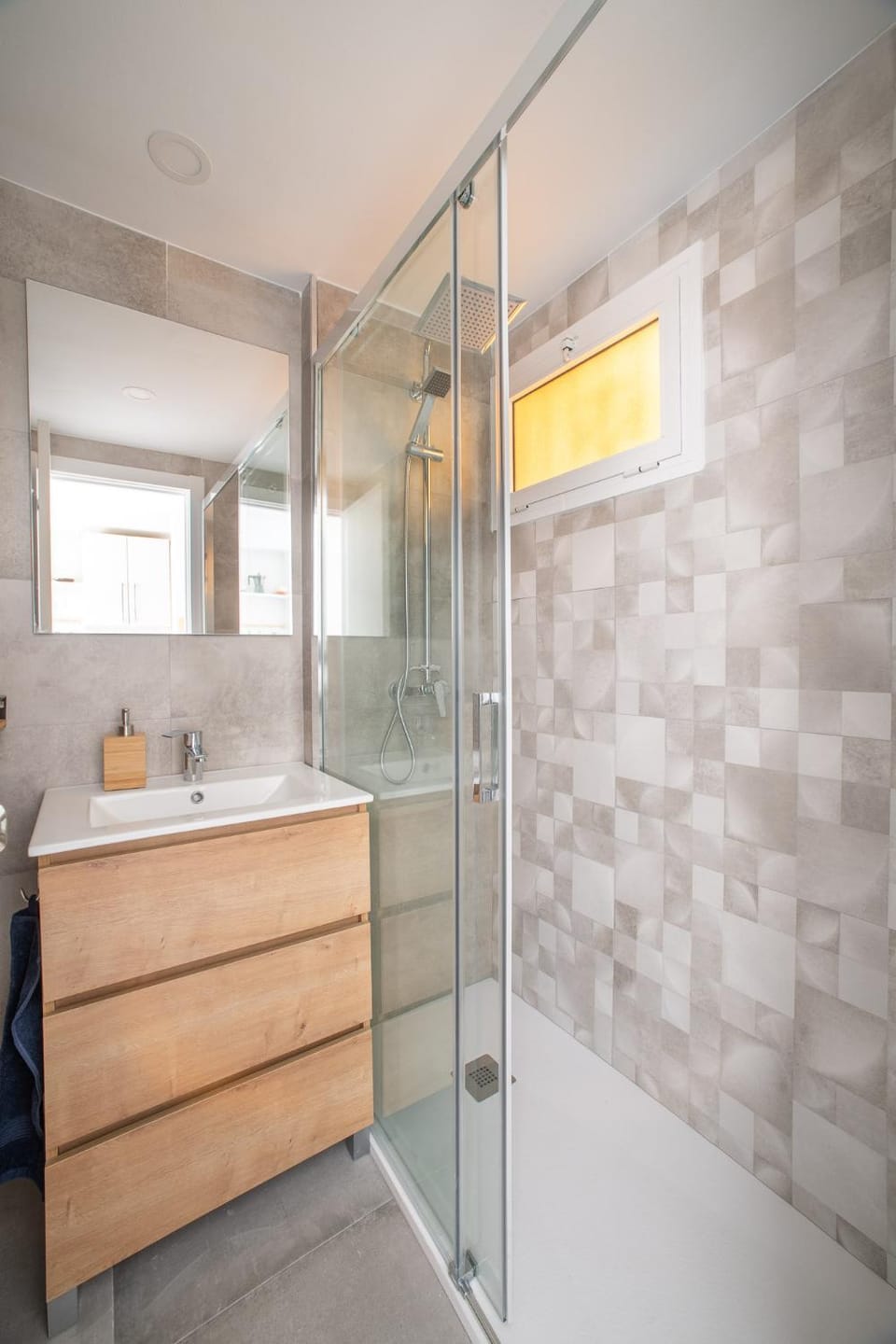 Shower, Bathroom