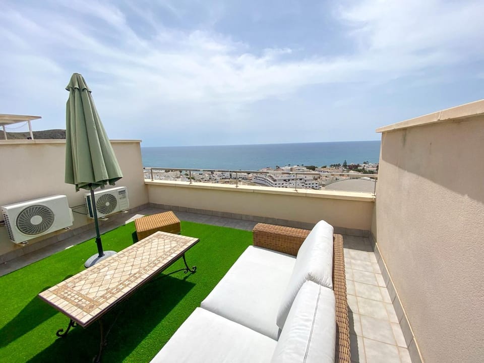 Candela 55 Dúplex con terraza y piscina Apartment in Andalusia