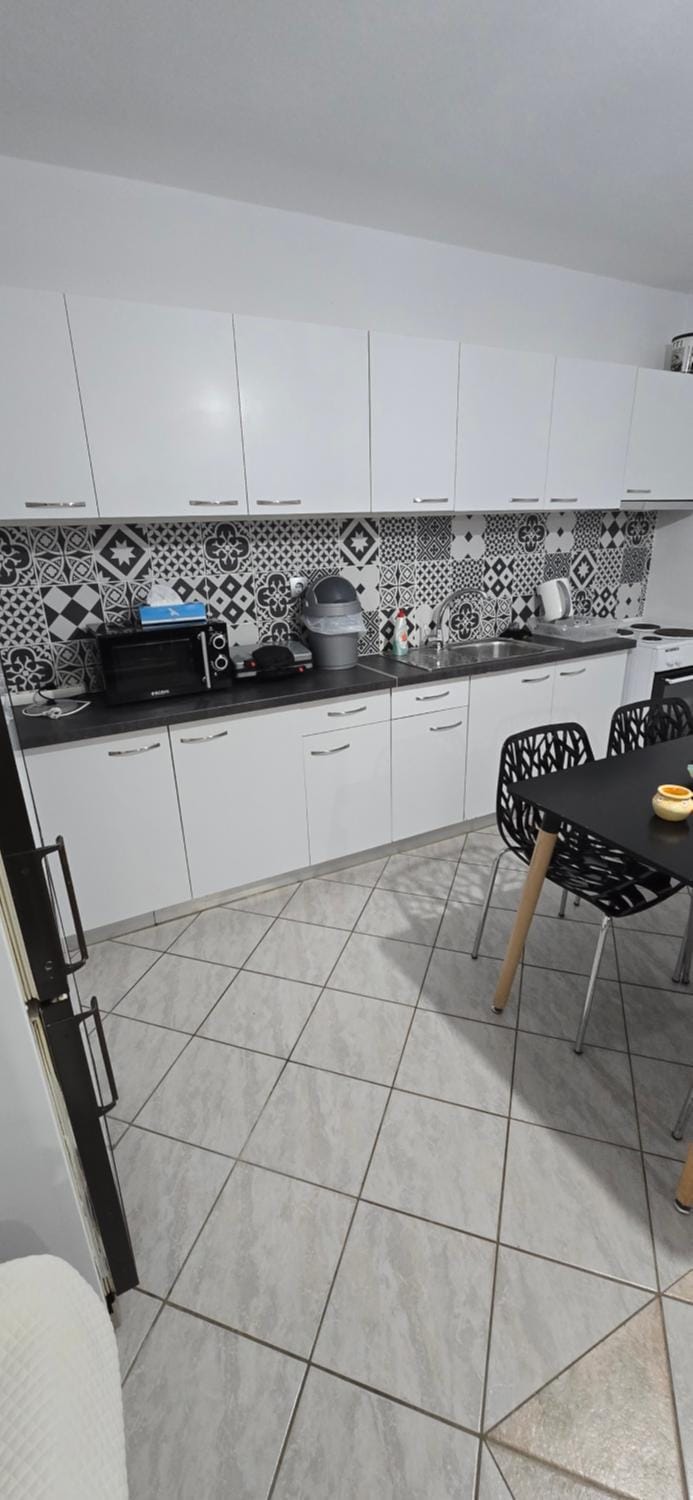 George modern flat near Airport-Expo-Sea Apartment in East Attica Regional Unit, Greece