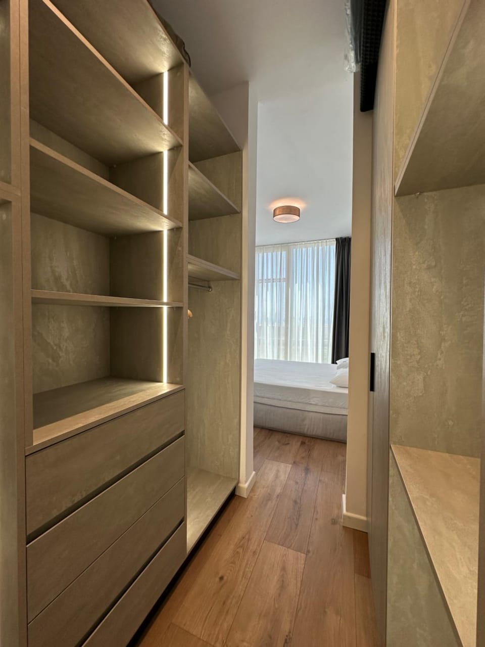 Bedroom, wardrobe