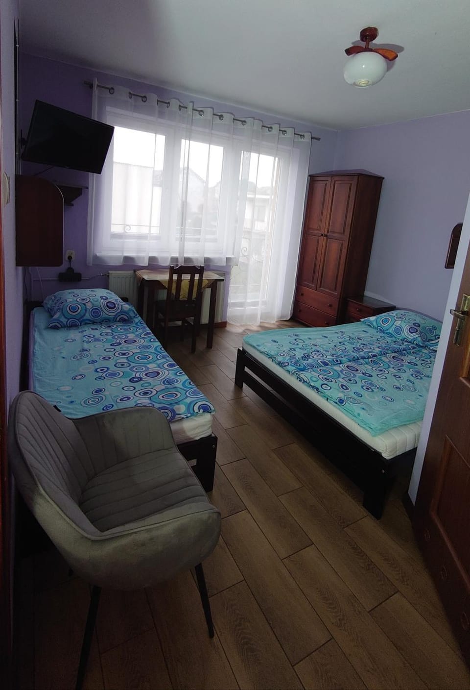 Apartament Dwie Sosny - 9 osobowy 600m od plaży Apartment in Wladyslawowo