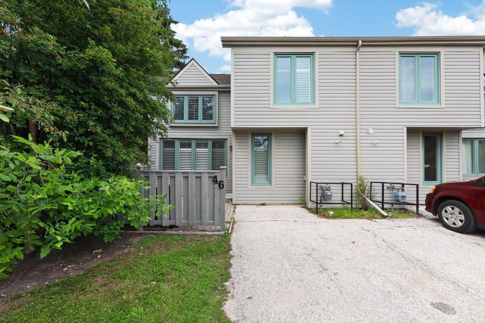 The Family Escape Townhome Villa in Collingwood