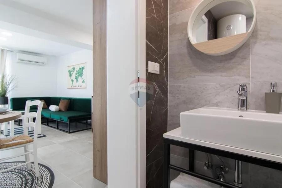 BlueBay Oasis Deluxe Apartment Apartment in Fažana