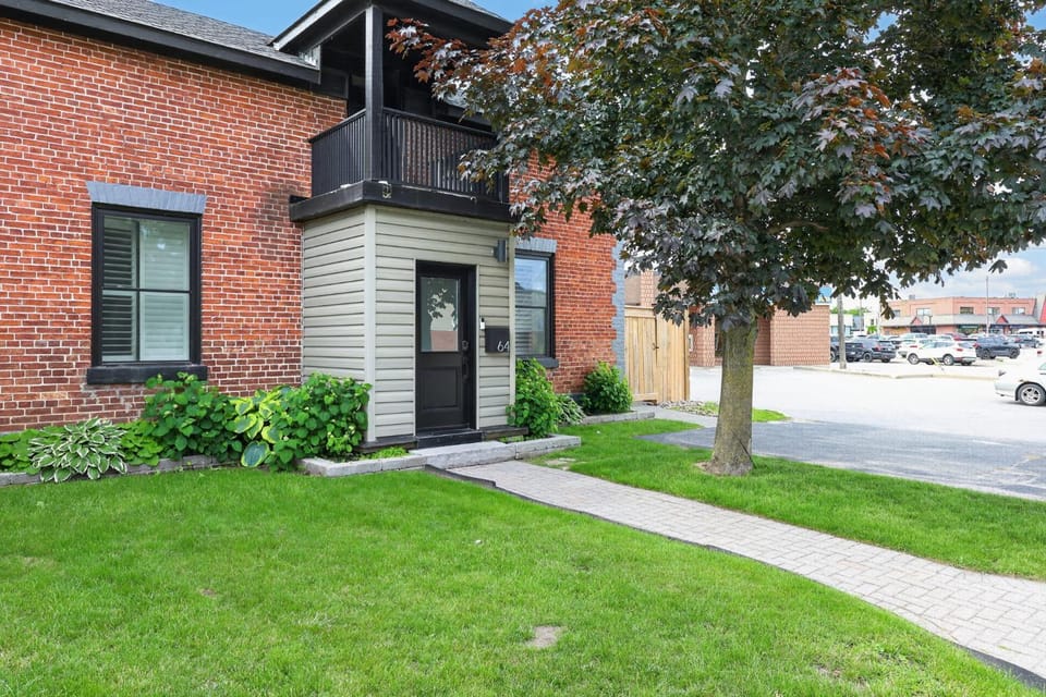 The 1883 Century Flat Suite House in Collingwood