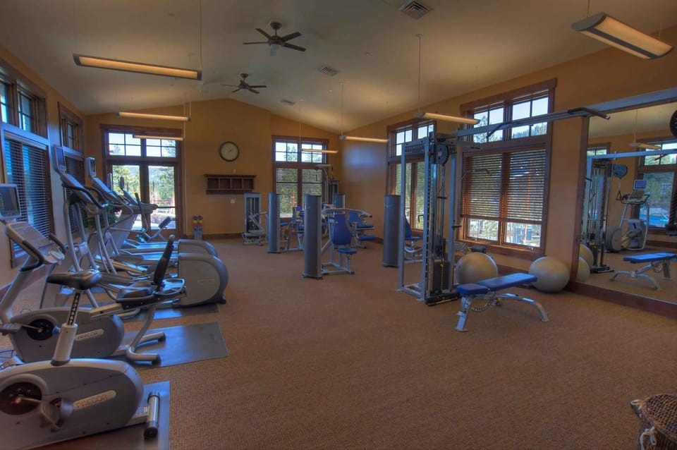 Catamount Lodge 206A by East West Hospitality Apartment in Northstar Drive