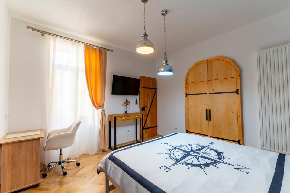 Bed, Bedroom, wardrobe
