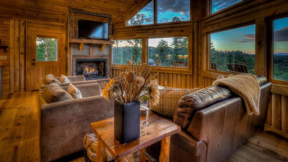 Yellowstone Lodge House in Georgia