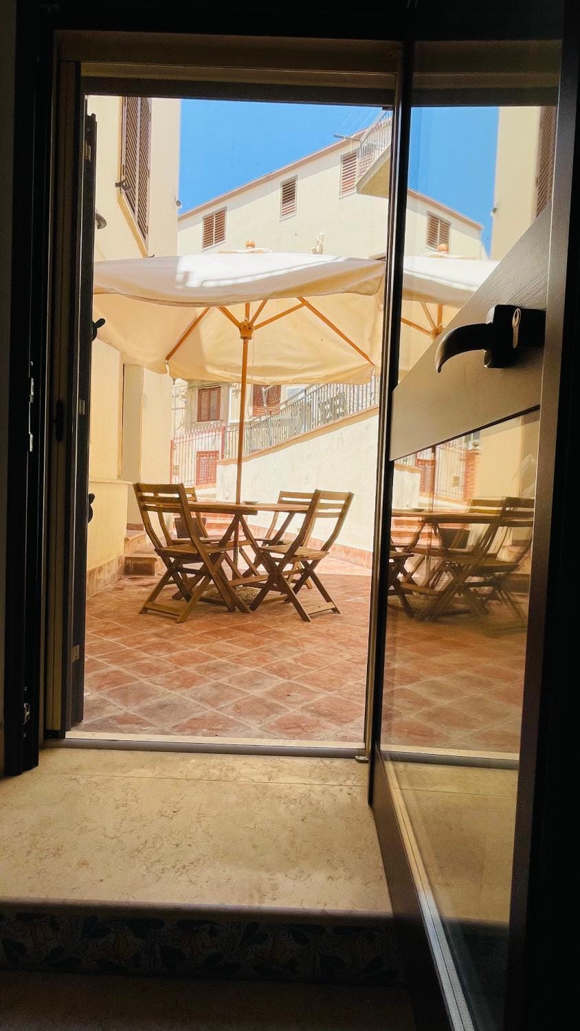 Patio, View (from property/room), Balcony/Terrace, Dining area
