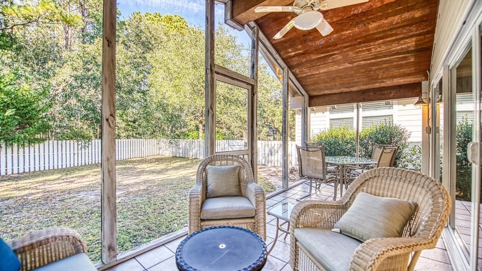 Par Fore the Course home by Peace Vacations House in South Carolina