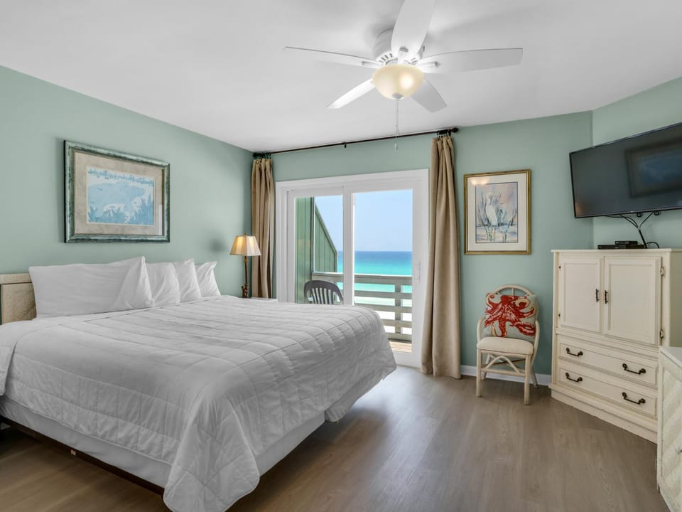 Seamist Townhomes 4 by Newman-Dailey House in Miramar Beach