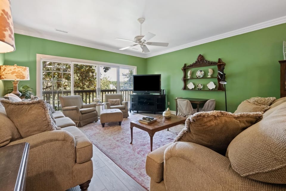 Ruthie's Roost villa by Peace Vacations Apartment in South Carolina