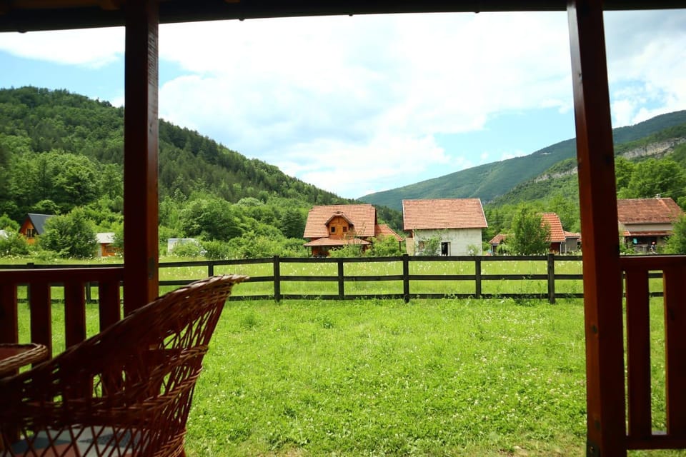 Guest House Krsmanovic House in Zlatibor District, Serbia