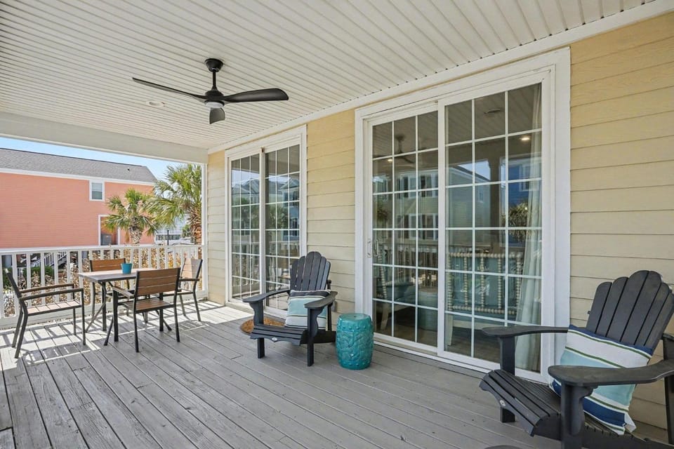 Coastal Charm House in Surfside Beach