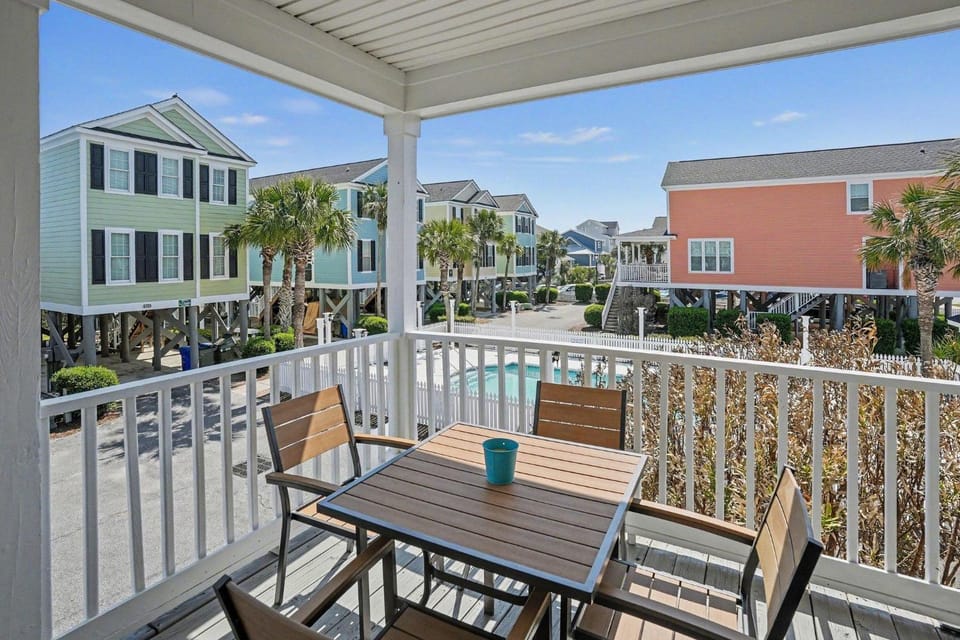 Coastal Charm House in Surfside Beach