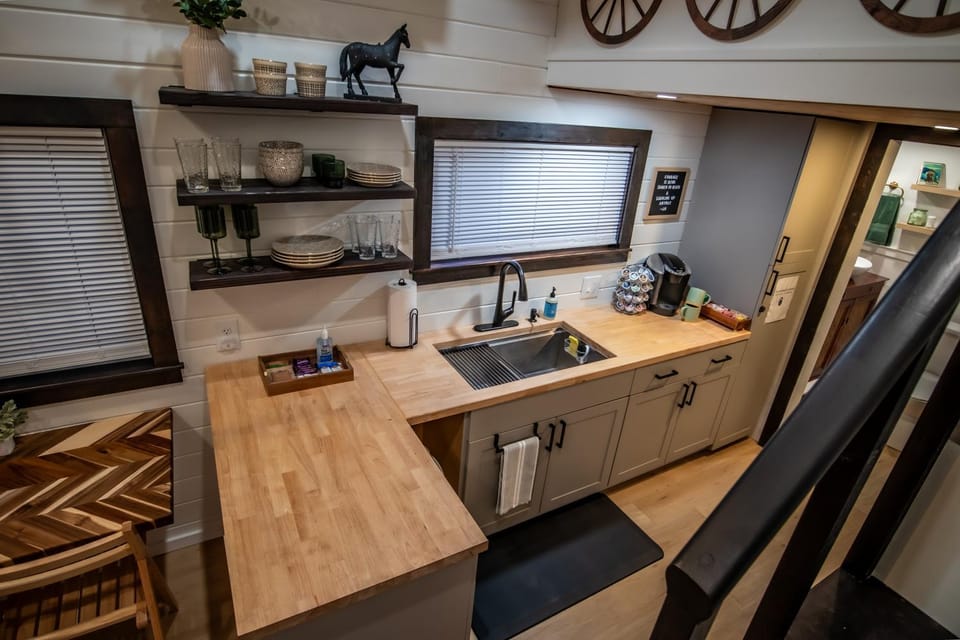 Unique Tiny Home Minutes from Downtown House in Ellensburg