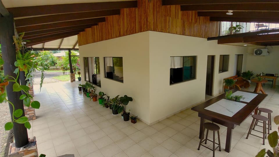 View (from property/room), Balcony/Terrace, Dining area
