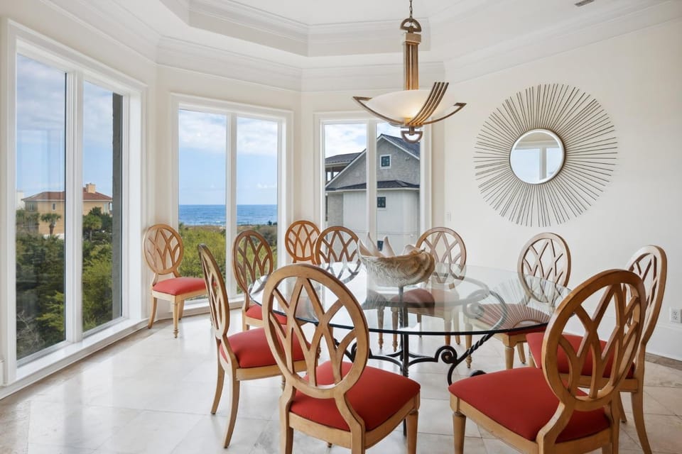 Pearce Chateau home by Peace Vacations House in South Carolina