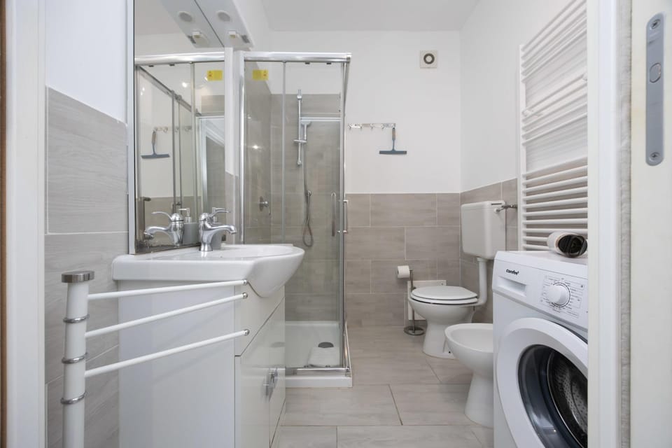 Shower, Toilet, Bathroom, bidet, washing machine