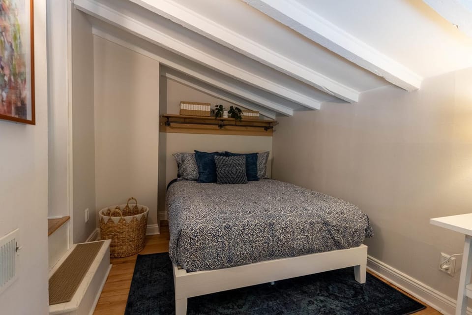 Historic Family 3BR Trinity in the Heart of Philly House in Philadelphia