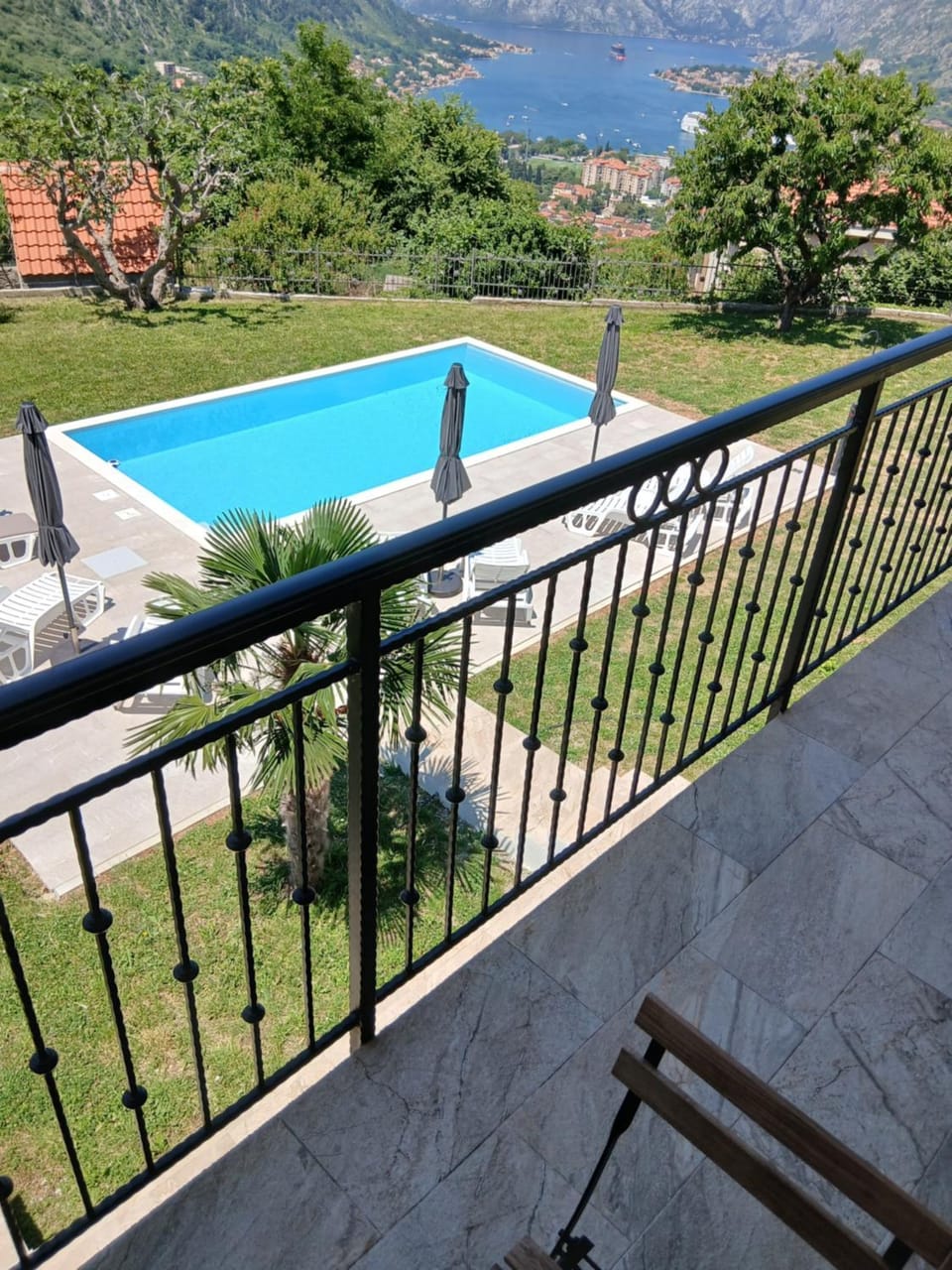 Natural landscape, Balcony/Terrace, Swimming pool