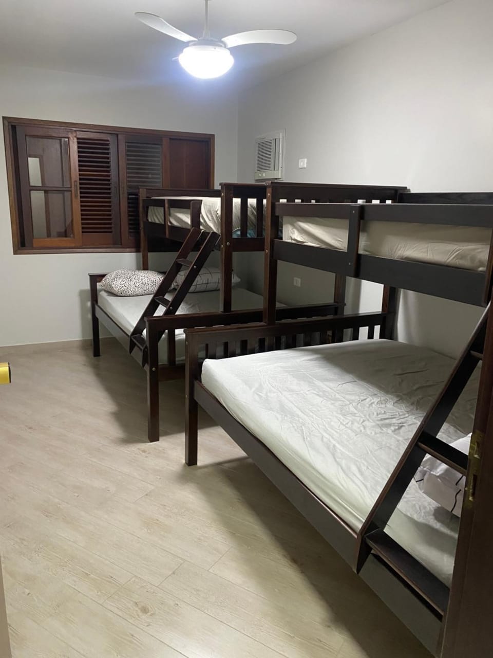 Bed, Photo of the whole room, Bedroom, bunk bed