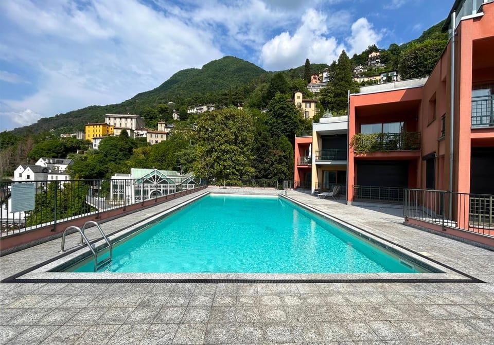 Natural landscape, Swimming pool, sunbed