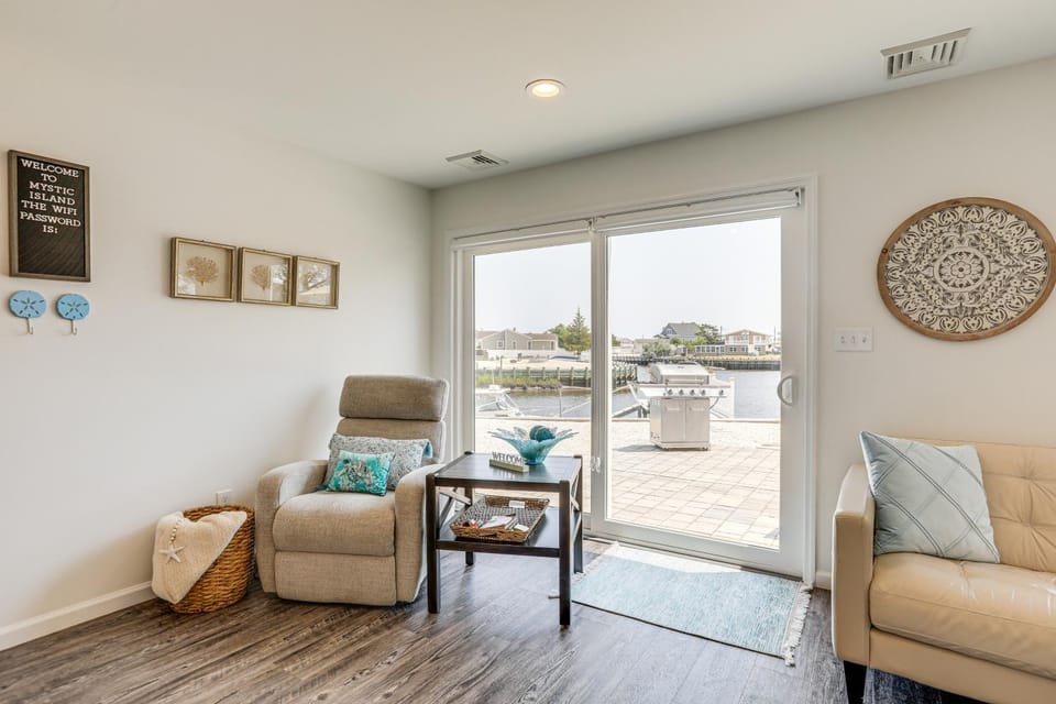 Little Egg Harbor Township Retreat w/ Private Dock House in Galloway