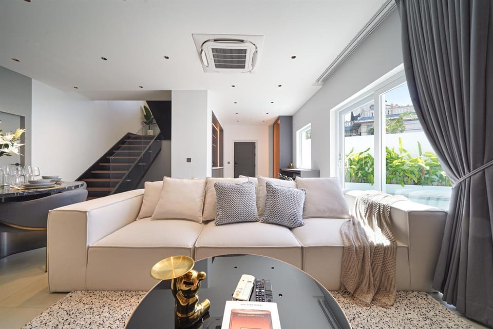 New 2024 - 4BR Pet-Friendly Pool Villa - Jomtien Villa in Pattaya City