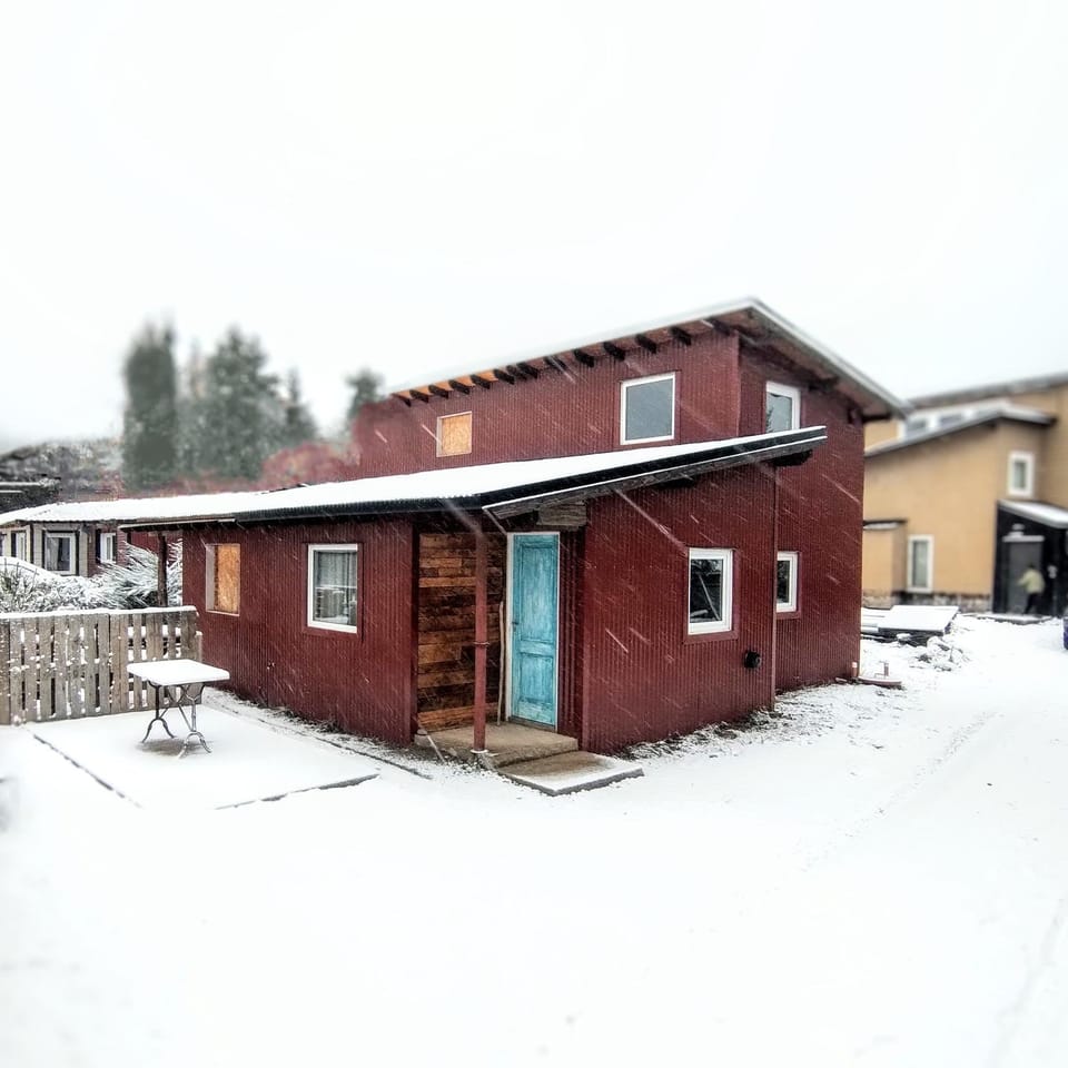Property building, Day, Winter