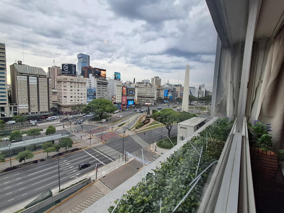 Tu mejor opcion a pasos del obelisco Apartment in Buenos Aires