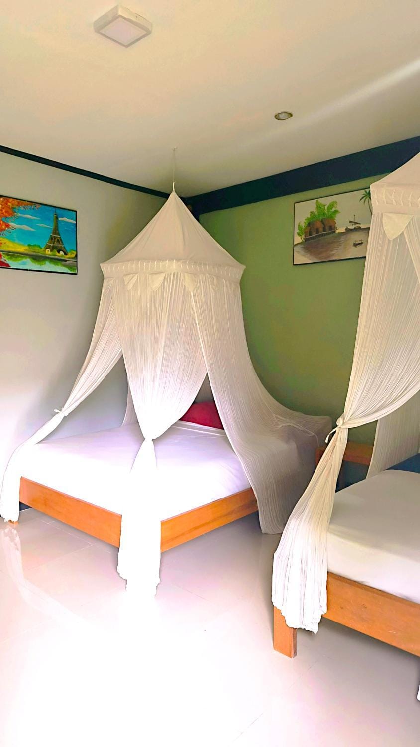 Nirvana bungalow's Nature lodge in Indonesia