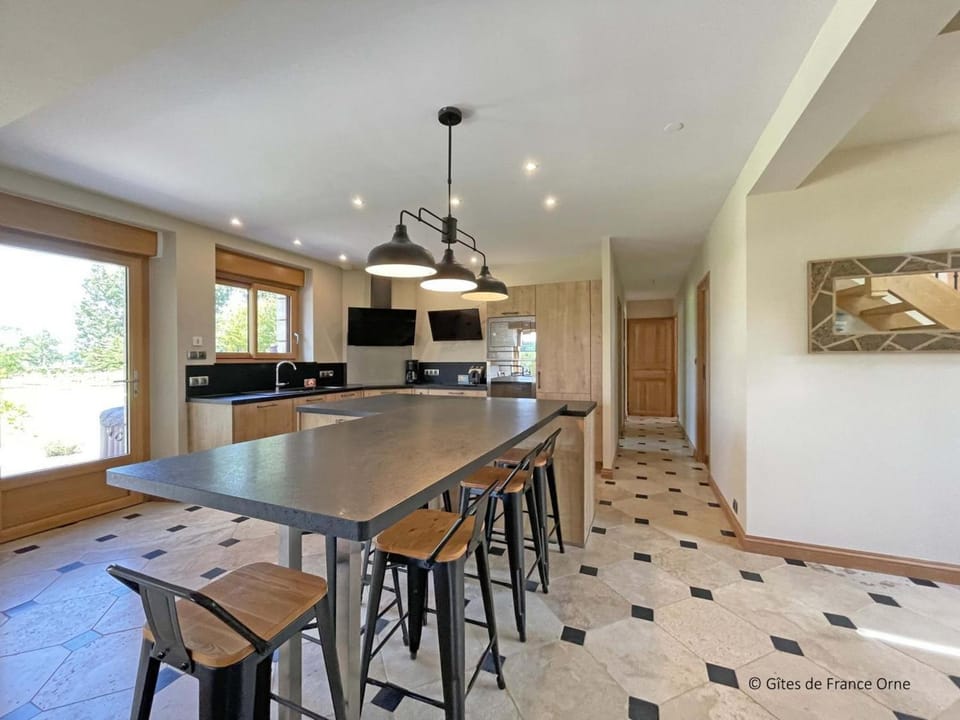 Gîte Nature avec Jardin et Spa pour 14 pers. à Les Ventes-de-Bourse - FR-1-497-211 House in Normandy