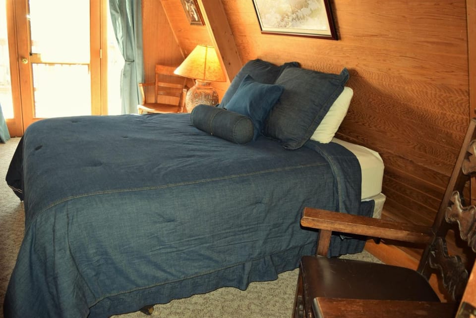Bed, Day, Bedroom, furniture