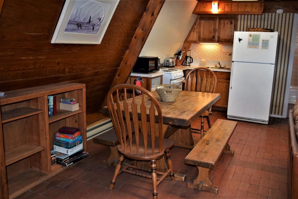 Day, Kitchen or kitchenette, Dining area, furniture, kitchen