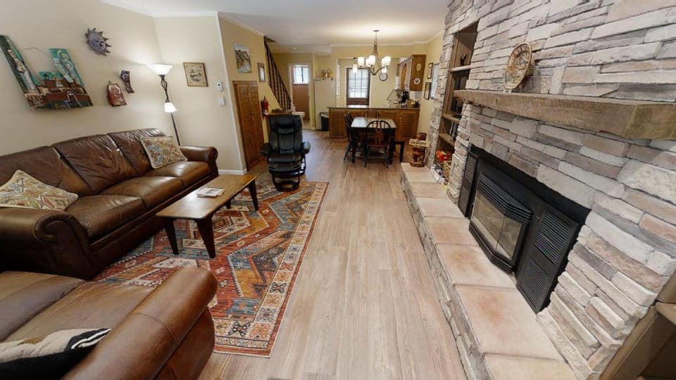 Day, Living room, Seating area, Dining area, fireplace, furniture