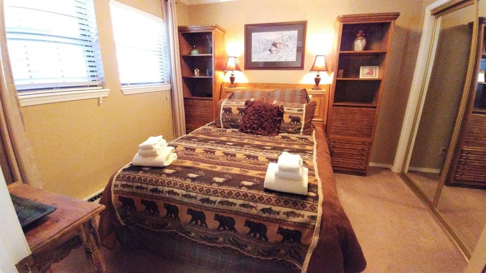 Bed, Day, Bedroom, furniture, towels, wardrobe