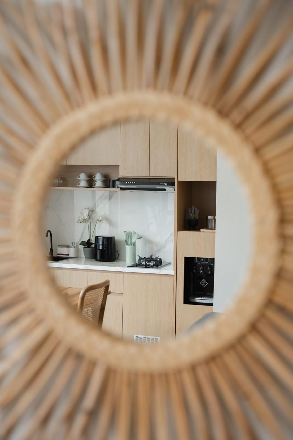 Restaurant/places to eat, Kitchen or kitchenette