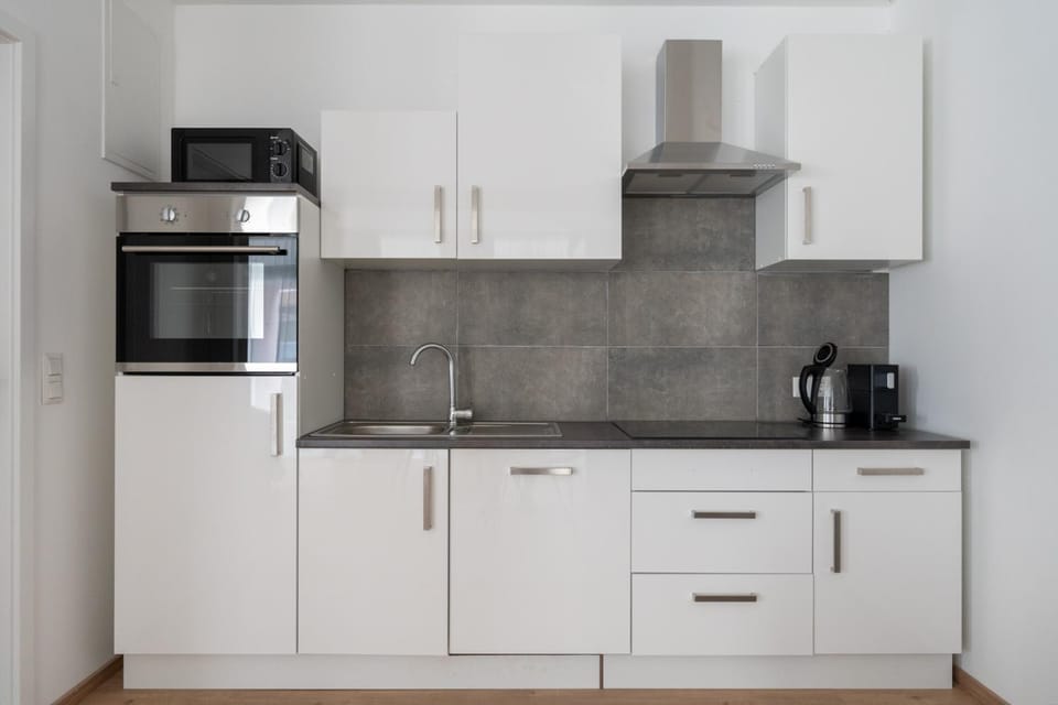Coffee/tea facilities, Kitchen or kitchenette, dishwasher, minibar, oven, pet friendly, stove, toaster