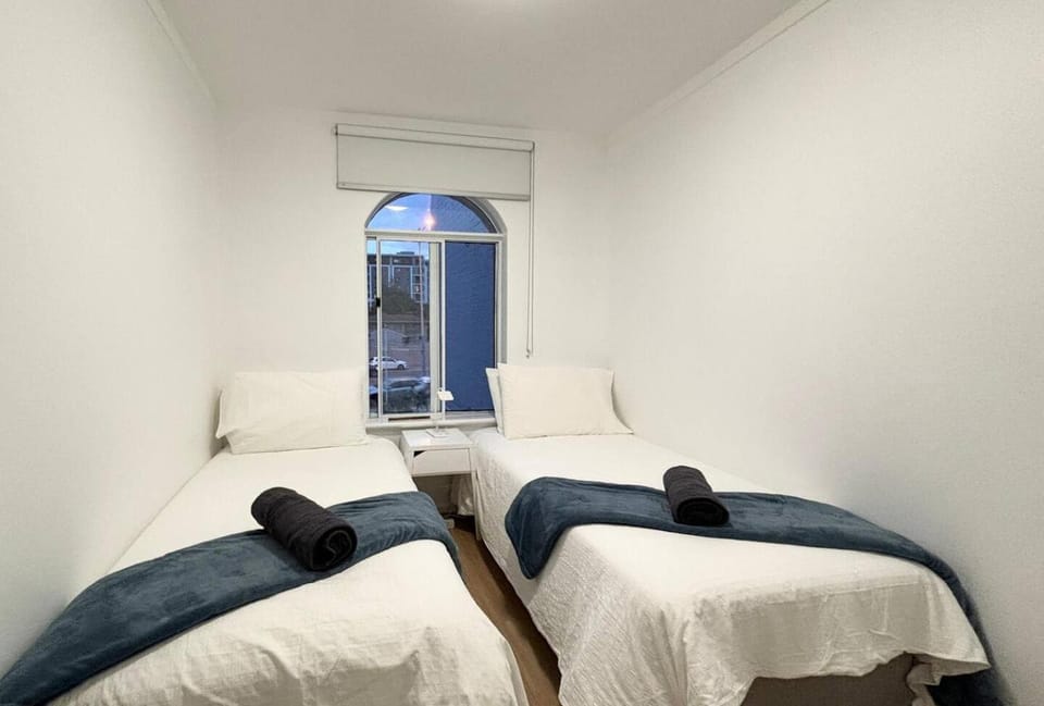 Coastal Beach Retreat Scarborough Pool & Slide! Apartment hotel in Perth