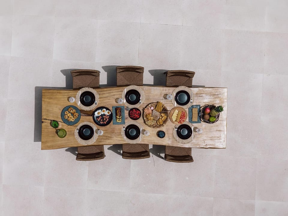 Food and drinks, Decorative detail, Dining area
