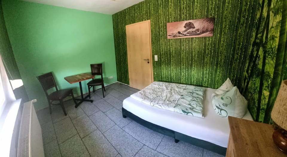 Bauernhof Privatzimmer Free WiFi Gemeinschaftsbad Vacation rental in Thuringia, Germany