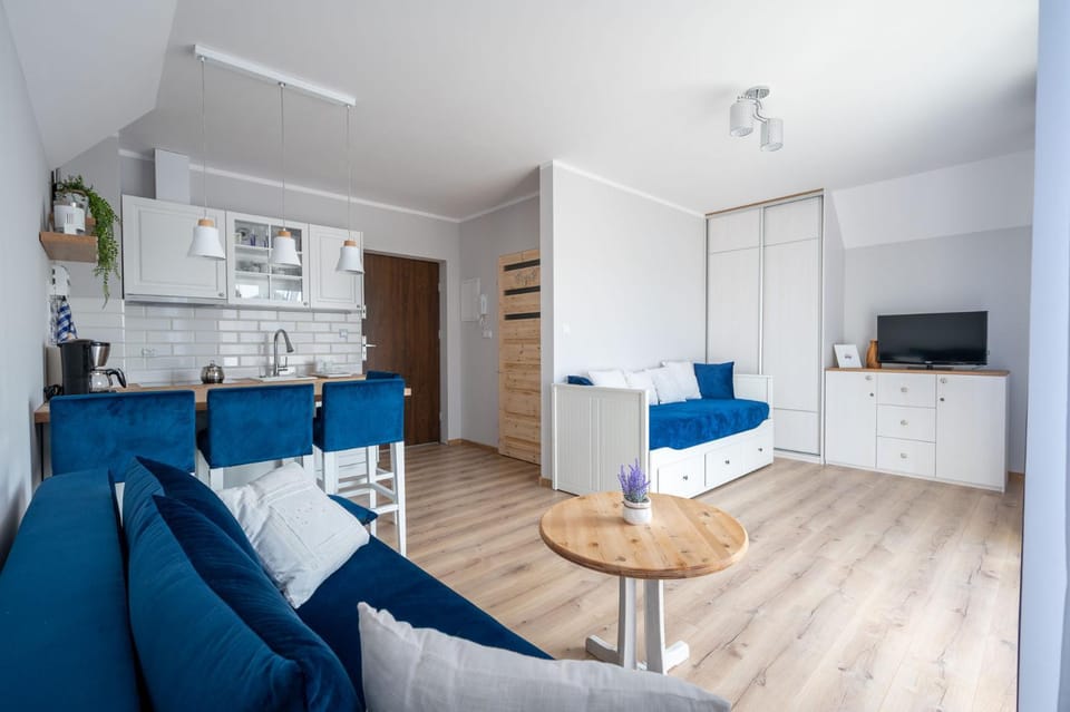 TV and multimedia, Living room, Seating area, Dining area, locker, pet friendly, wardrobe