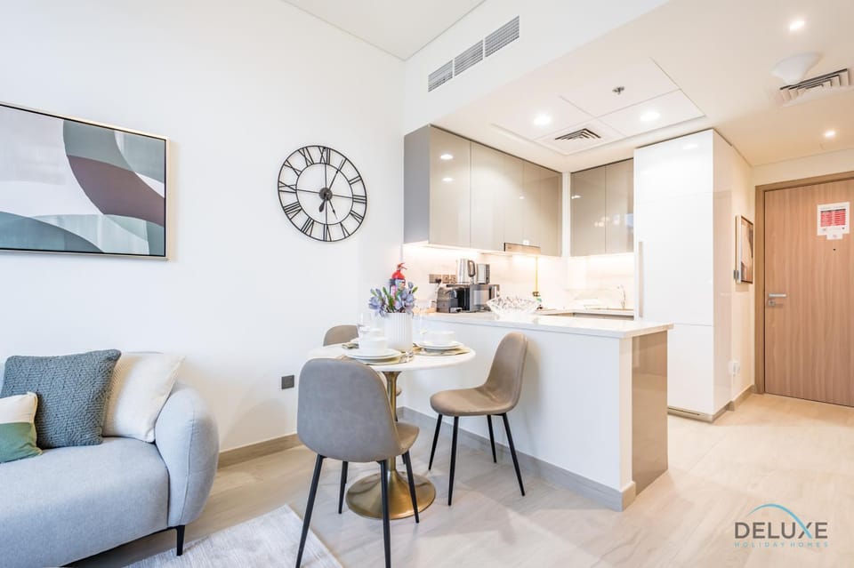 Kitchen or kitchenette, Dining area, air conditioner