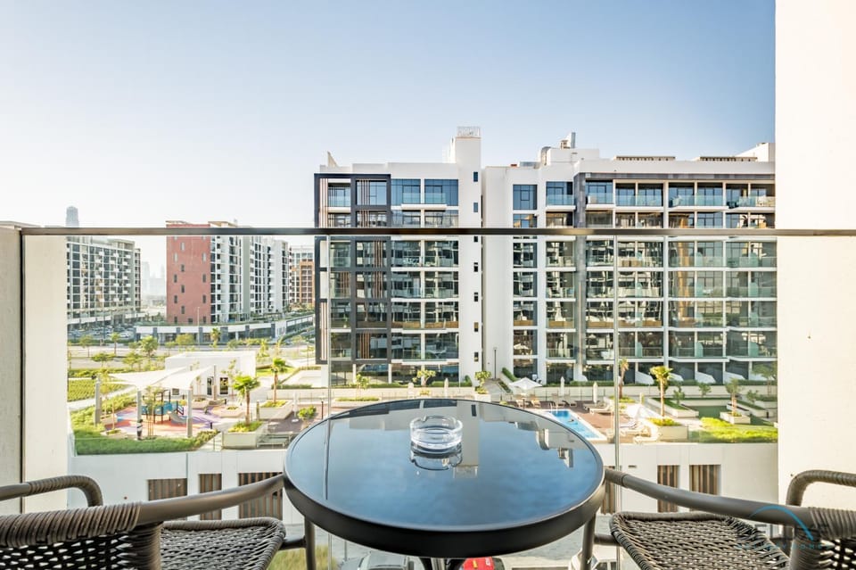 Property building, Balcony/Terrace