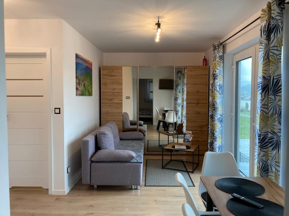 Słoneczne Apartamenty - Zawóz Apartment in Slovakia