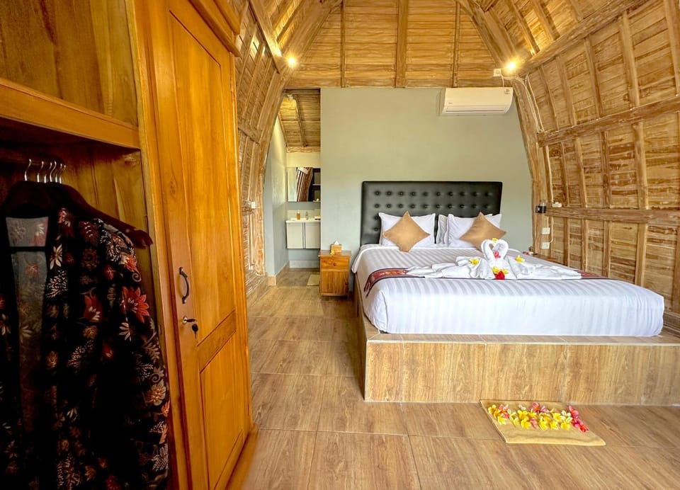 Bed, Photo of the whole room, Bedroom, wardrobe