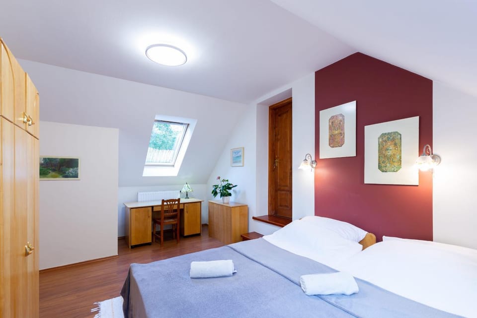 Bed, Seating area, Bedroom, towels, wardrobe